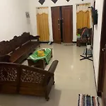 Family Homestay Berkah